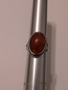 Silver Oval Cobochon Carnelian Agate Ring - Elegant Size 5.5